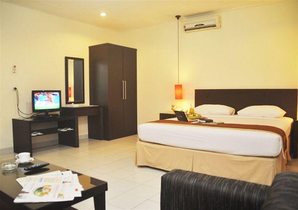Ahadiat Hotel & Bungalow Bandung Ngoại thất bức ảnh