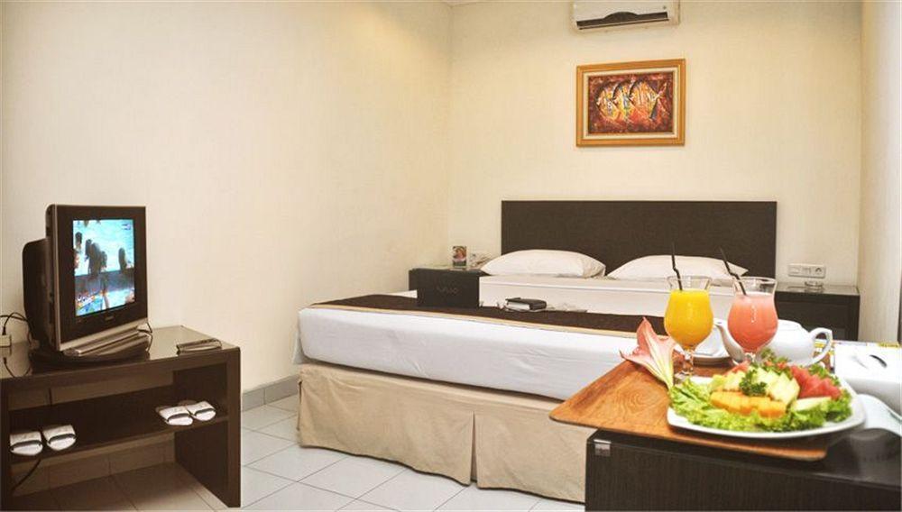 Ahadiat Hotel & Bungalow Bandung Ngoại thất bức ảnh