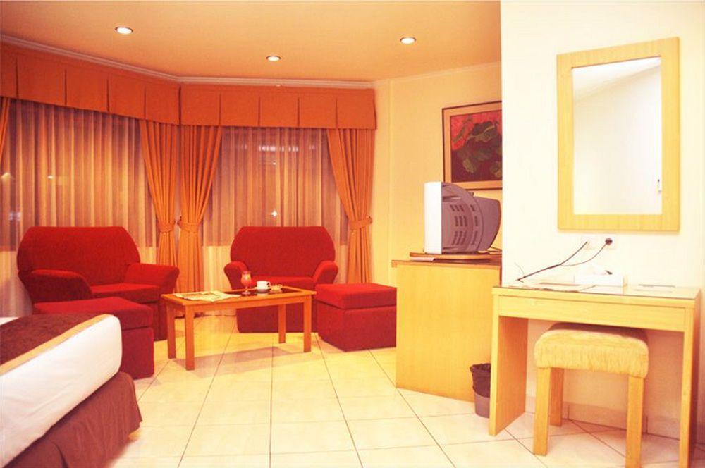 Ahadiat Hotel & Bungalow Bandung Ngoại thất bức ảnh