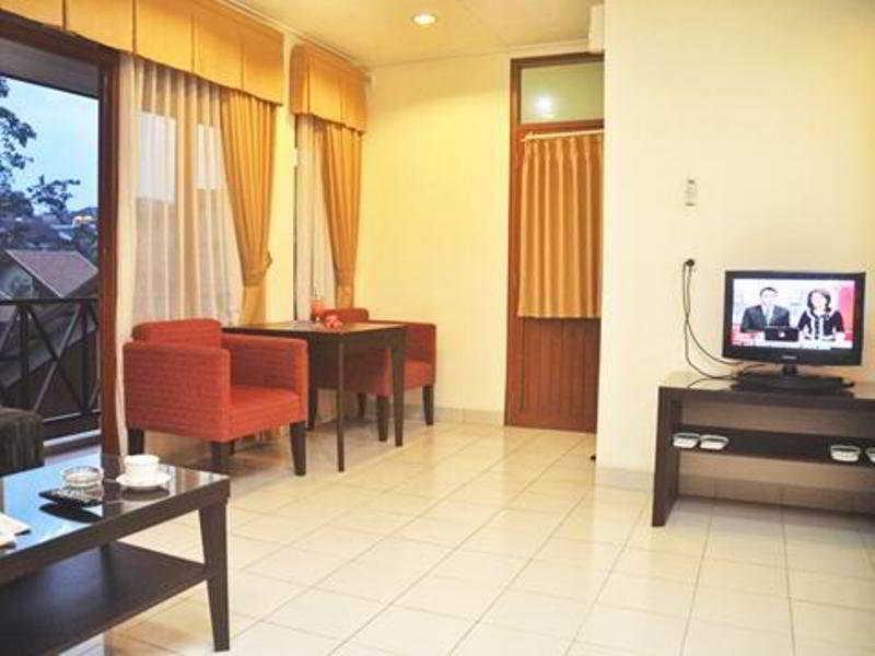 Ahadiat Hotel & Bungalow Bandung Ngoại thất bức ảnh