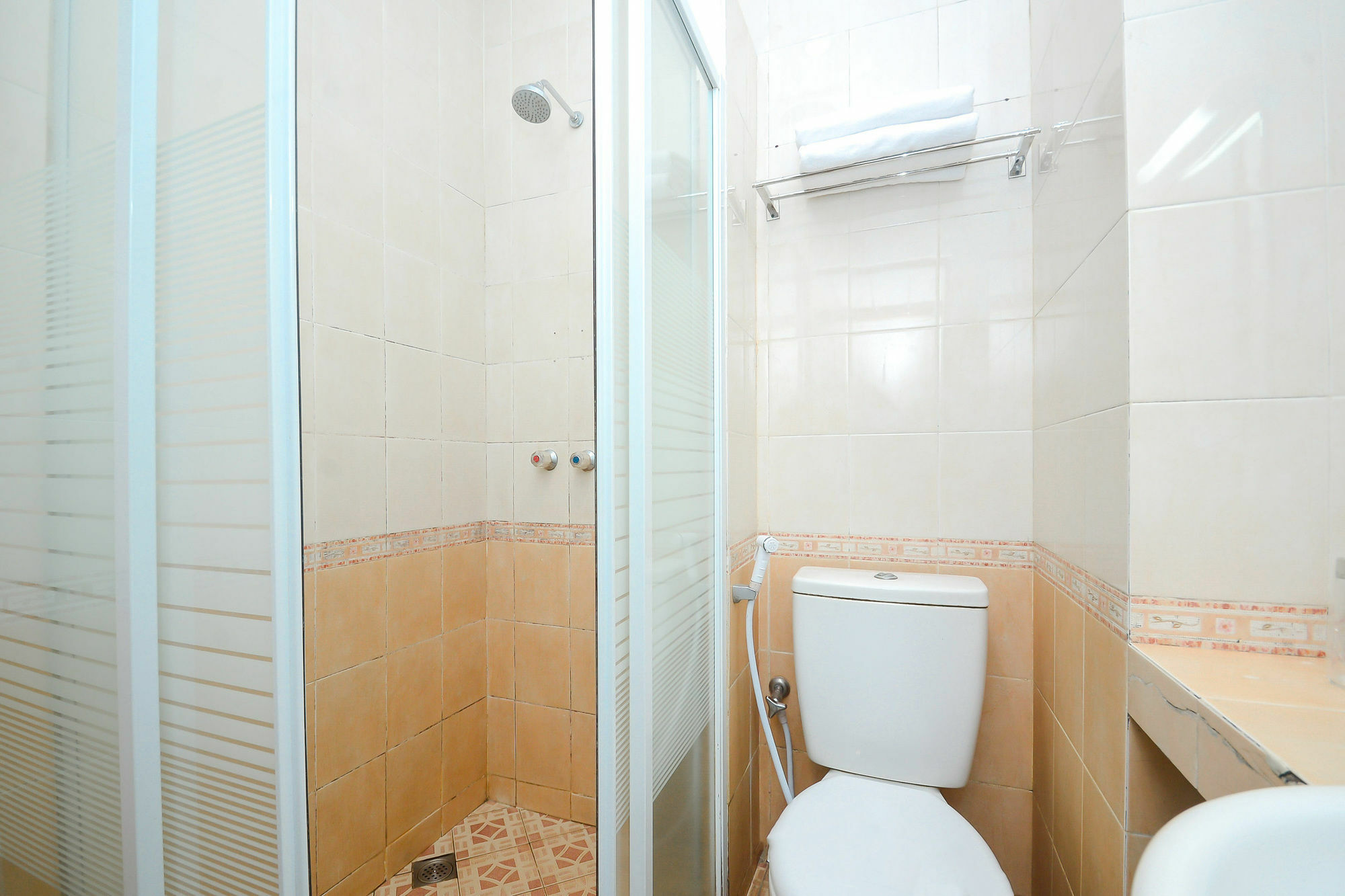 Ahadiat Hotel & Bungalow Bandung Ngoại thất bức ảnh